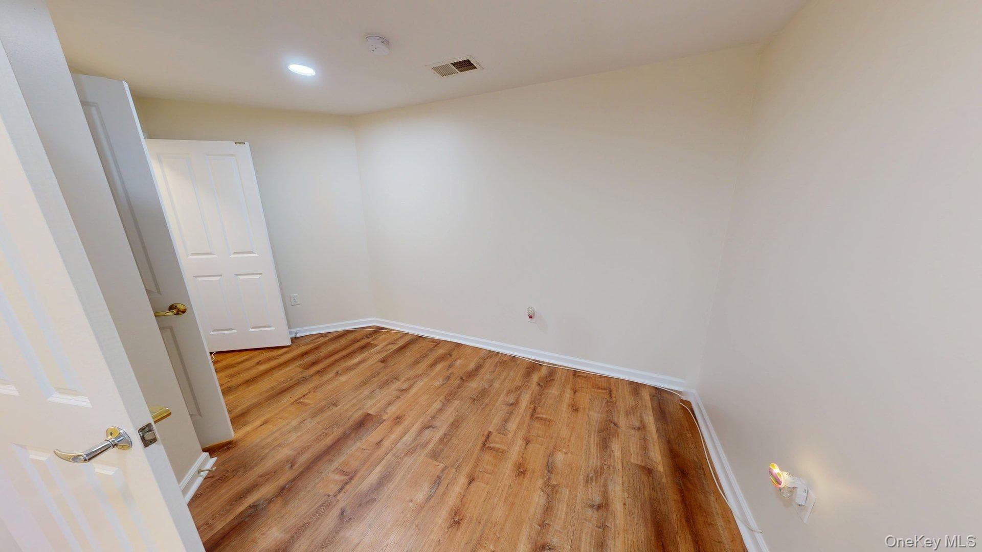 1109 Round Pointe Drive Unit: 1109 thumbnail 17