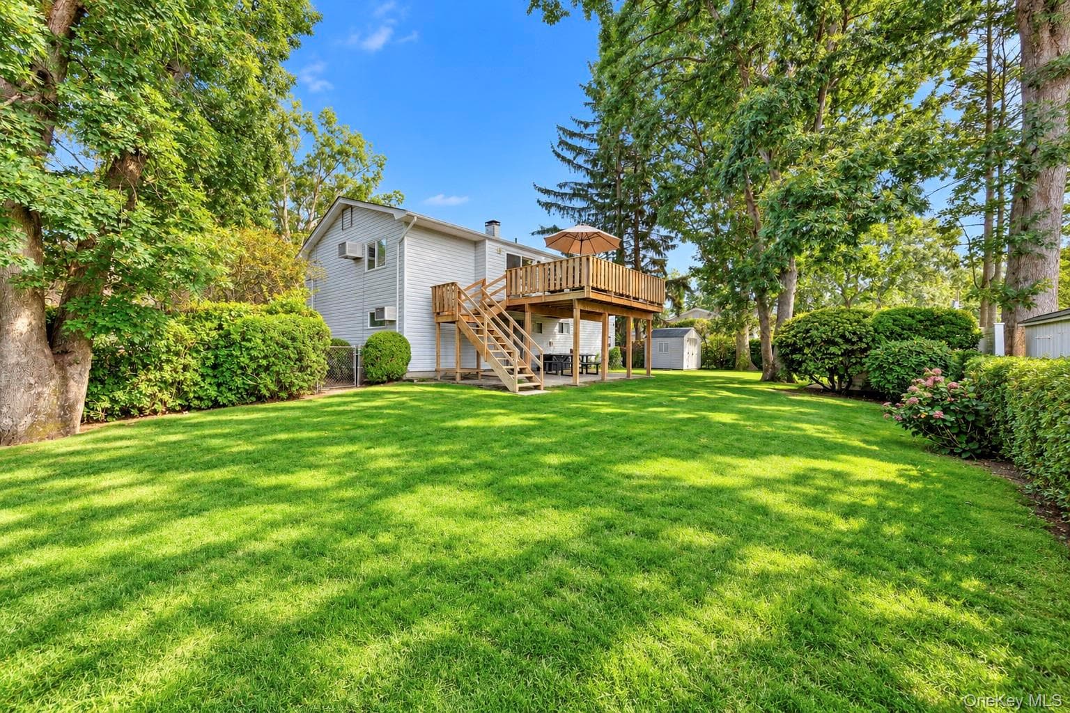 36 Deer Park Boulevard thumbnail 9