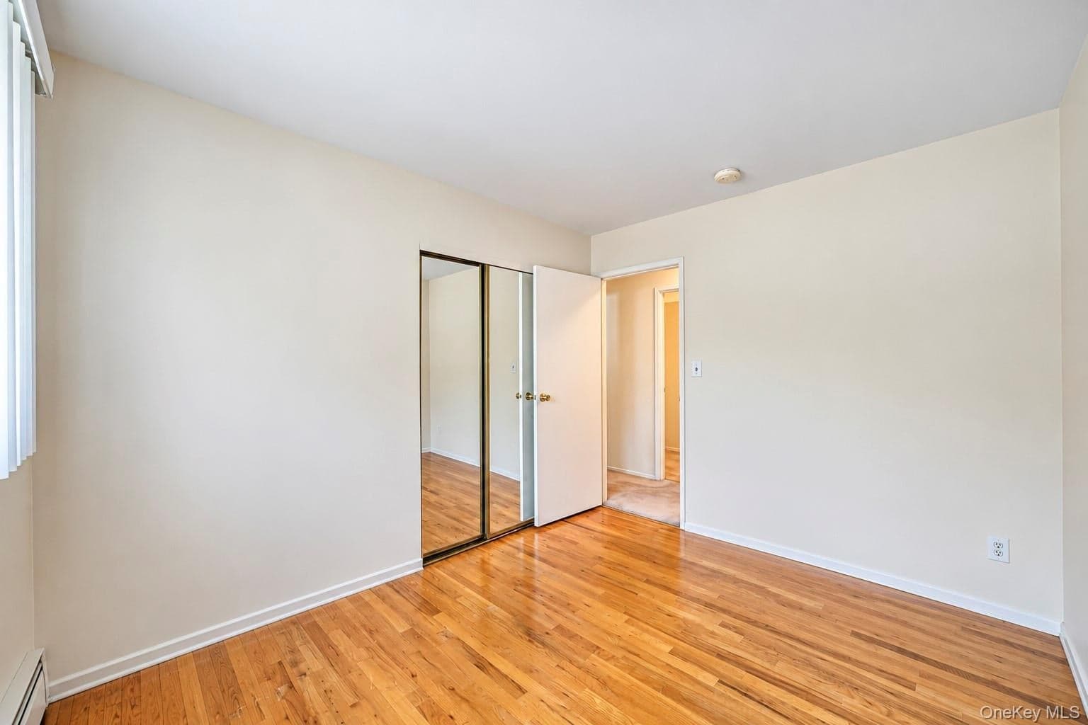 36 Deer Park Boulevard thumbnail 30