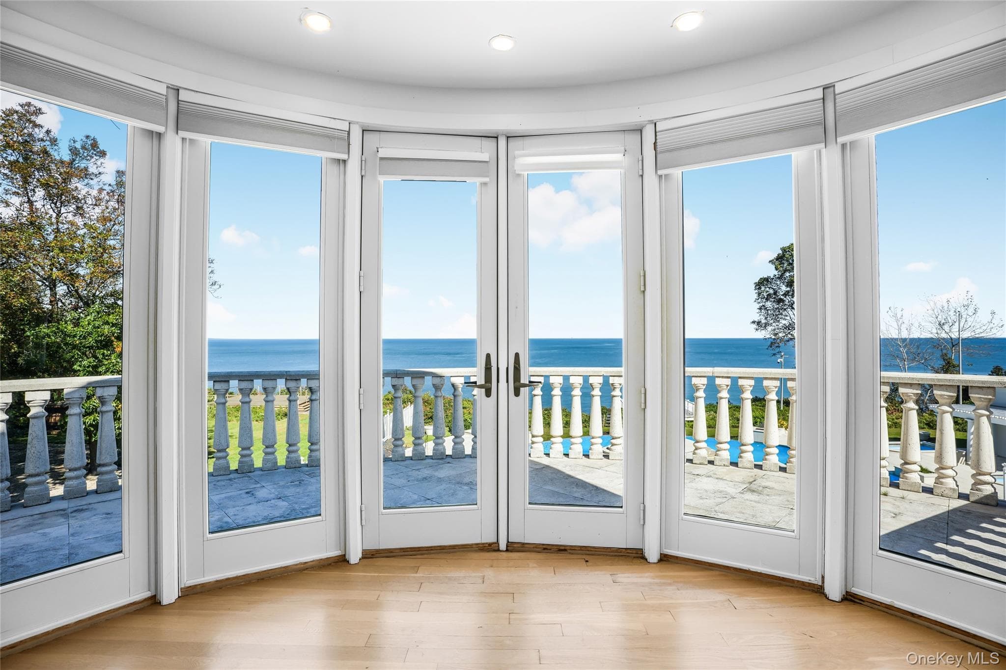 157 Cliff Road thumbnail 21