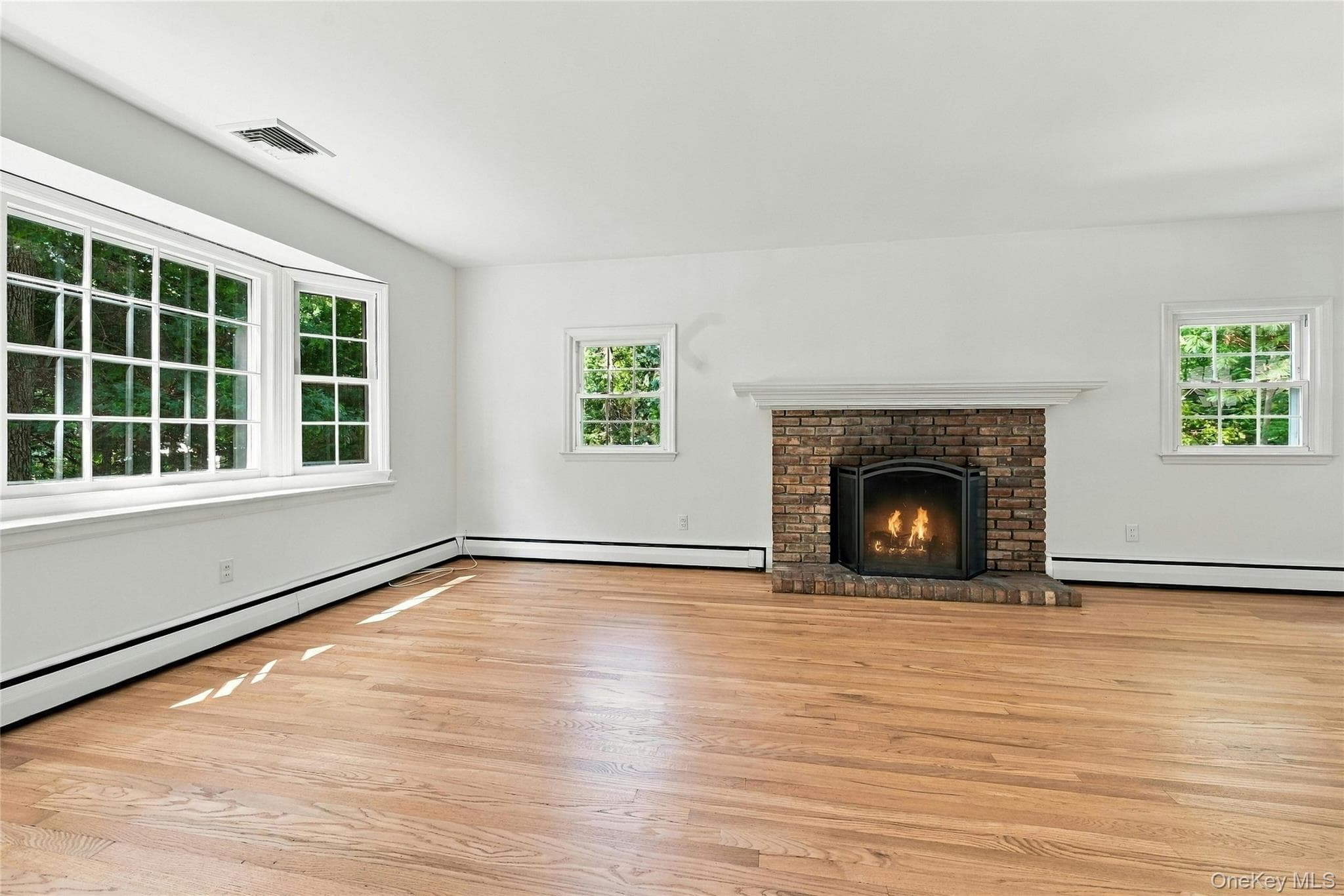 15 Shore Oaks Drive thumbnail 5