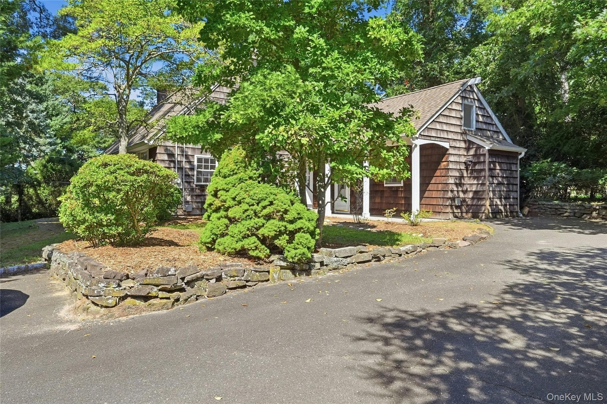 15 Shore Oaks Drive thumbnail 2