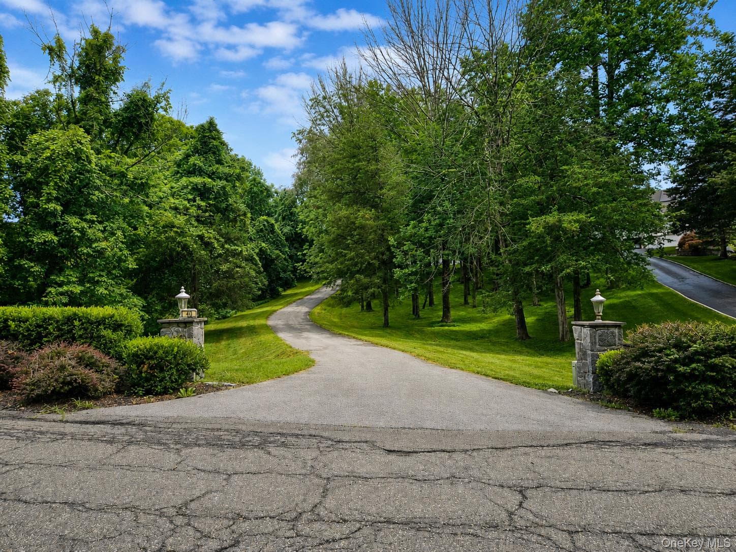 40 Winter Park Drive thumbnail 3