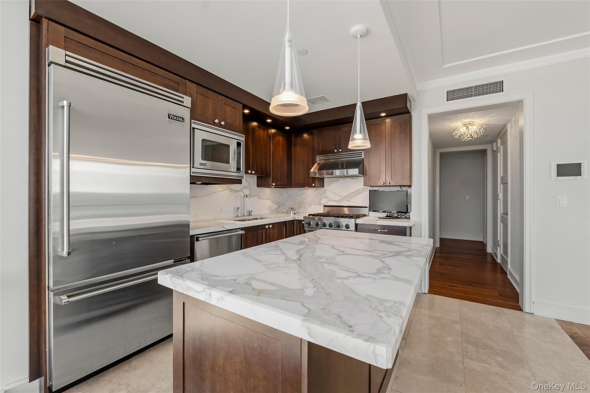 1 Renaissance Square Unit: V6G thumbnail 7