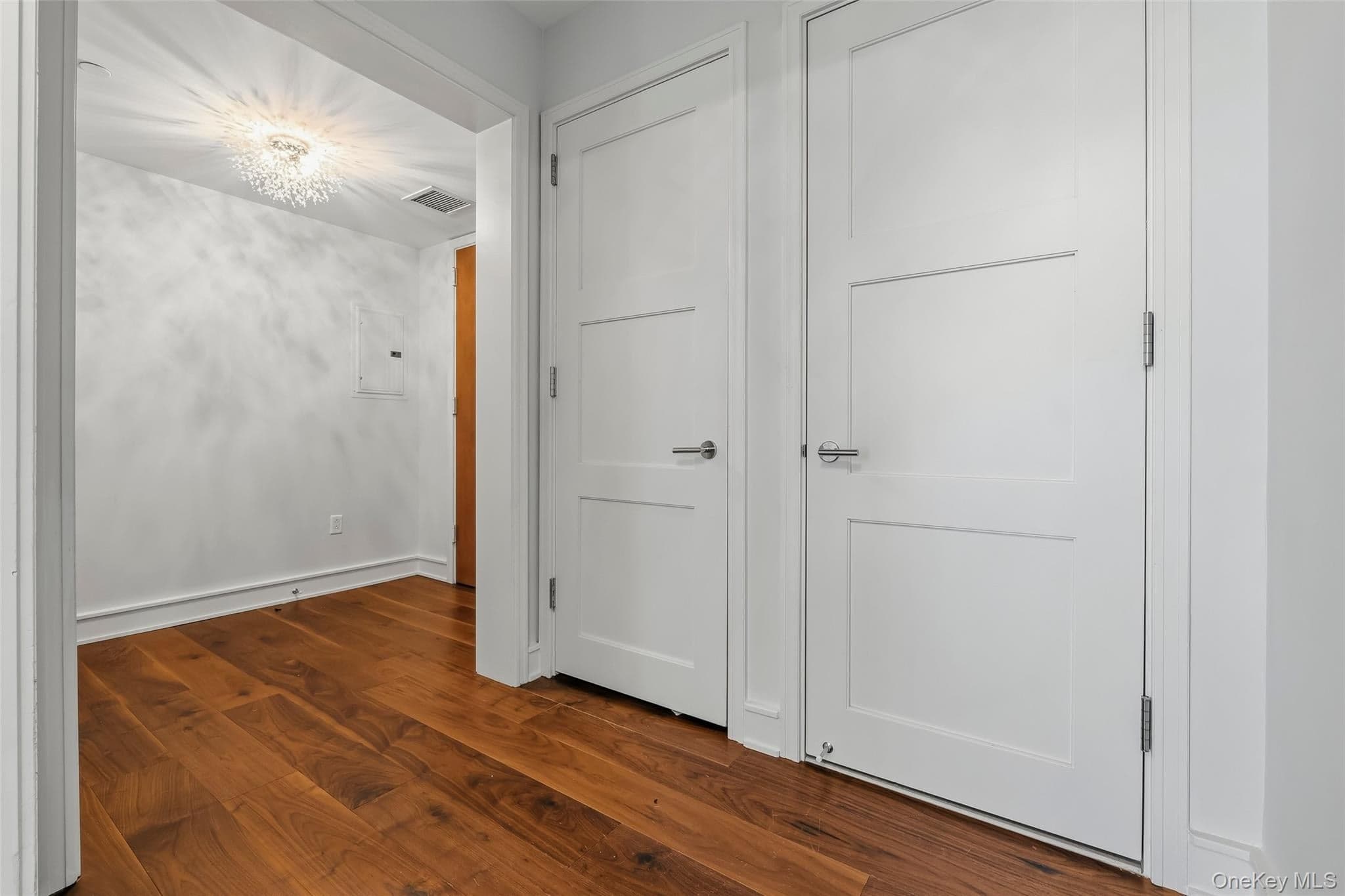 1 Renaissance Square Unit: V6G thumbnail 2