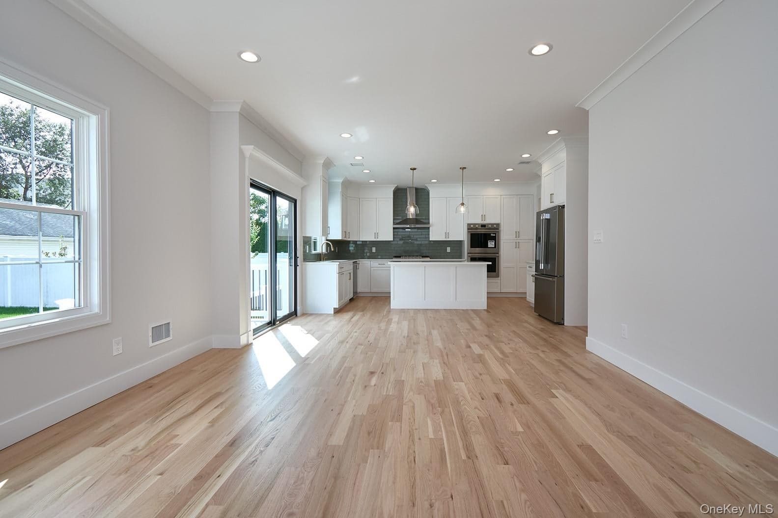 104 Maeder Avenue thumbnail 3