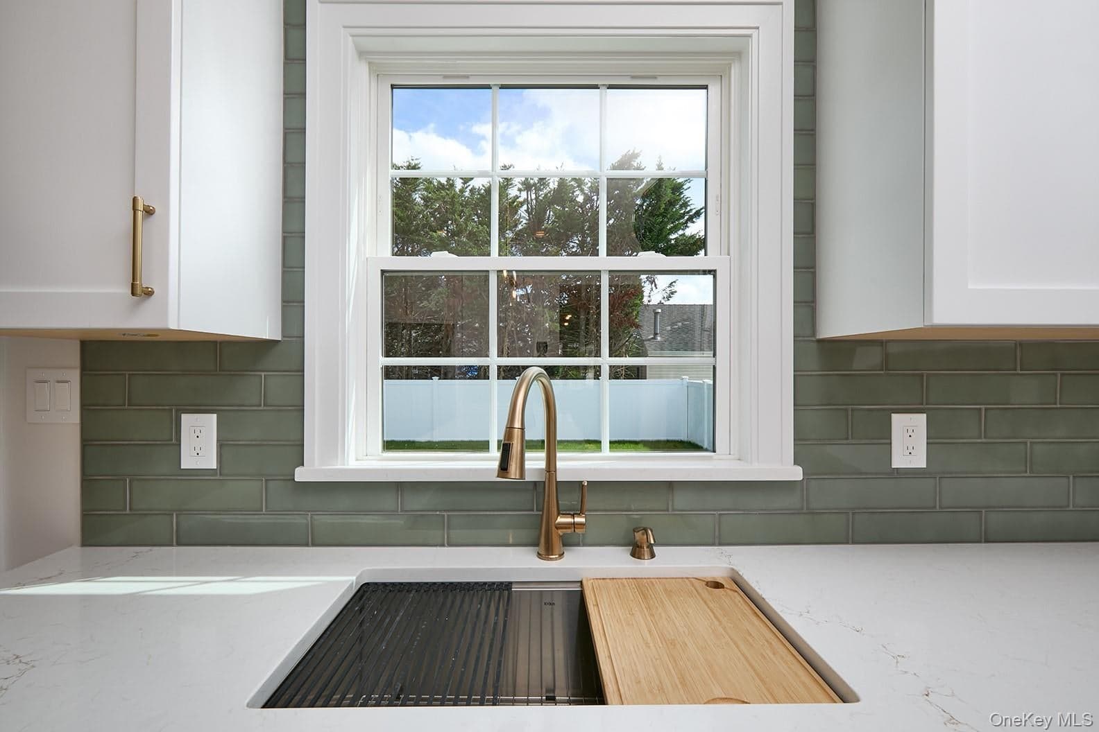 104 Maeder Avenue thumbnail 23