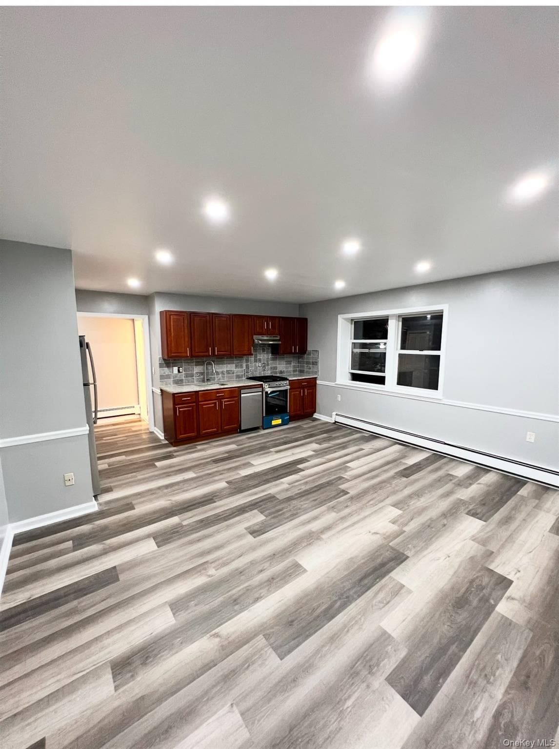 2410 Boston Post Road thumbnail 23