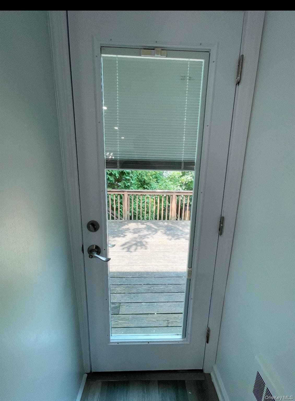 2410 Boston Post Road thumbnail 12