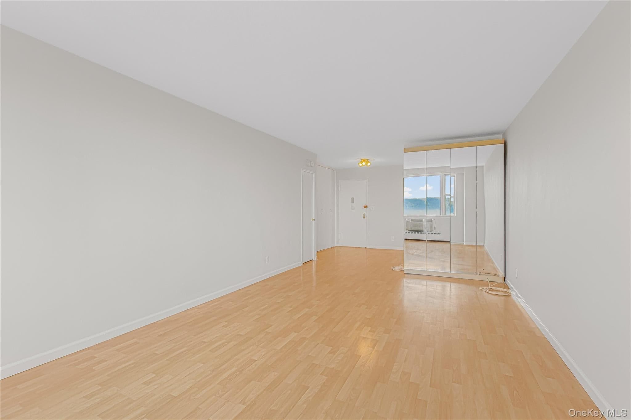 5800 Arlington Avenue Unit: 9P thumbnail 4