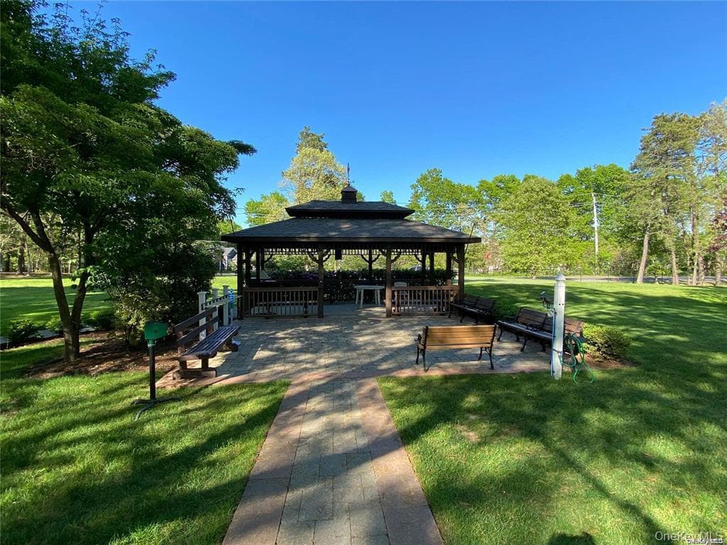 274 Berwick Court Unit: A thumbnail 31