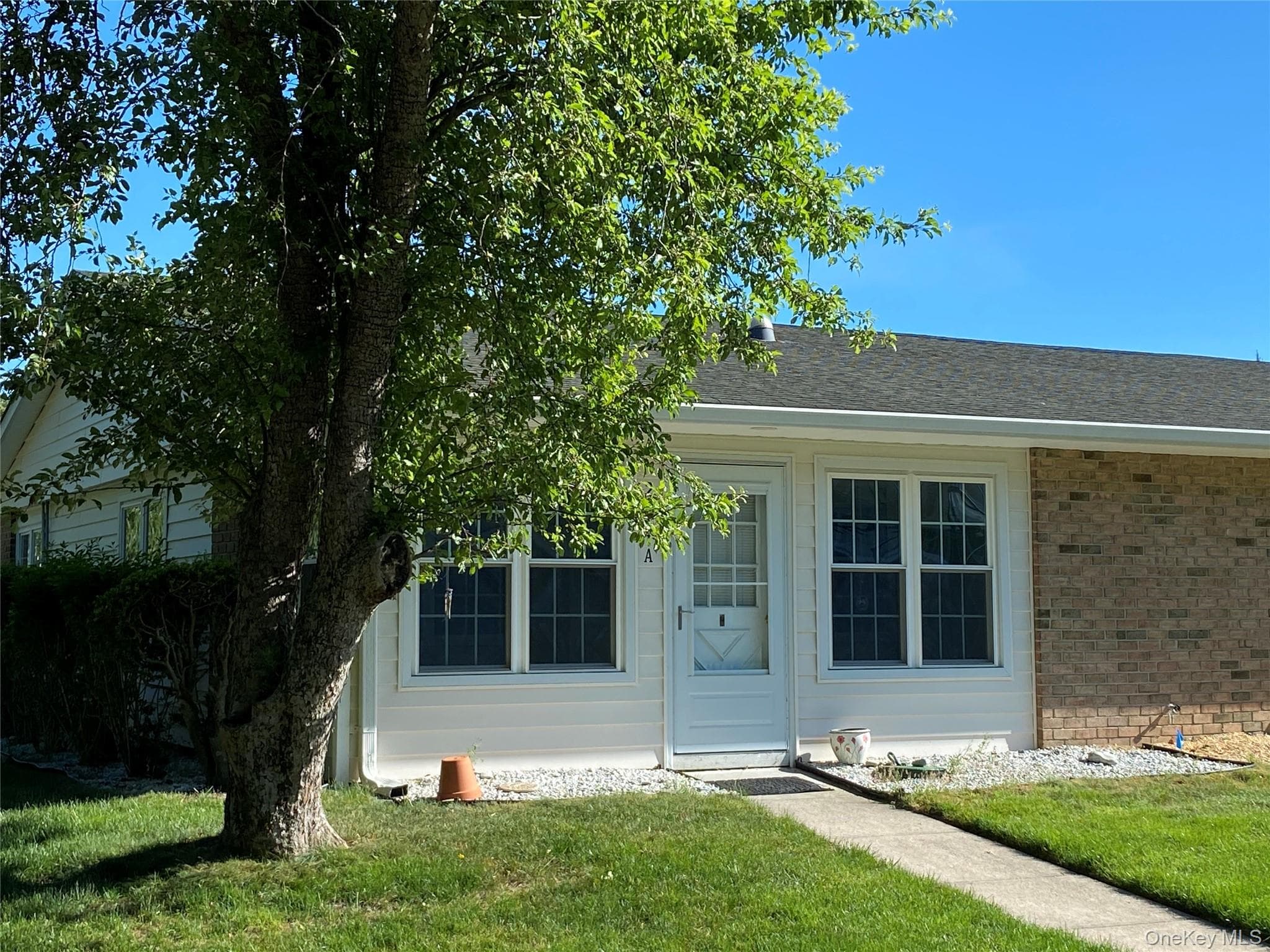 274 Berwick Court Unit: A thumbnail 2