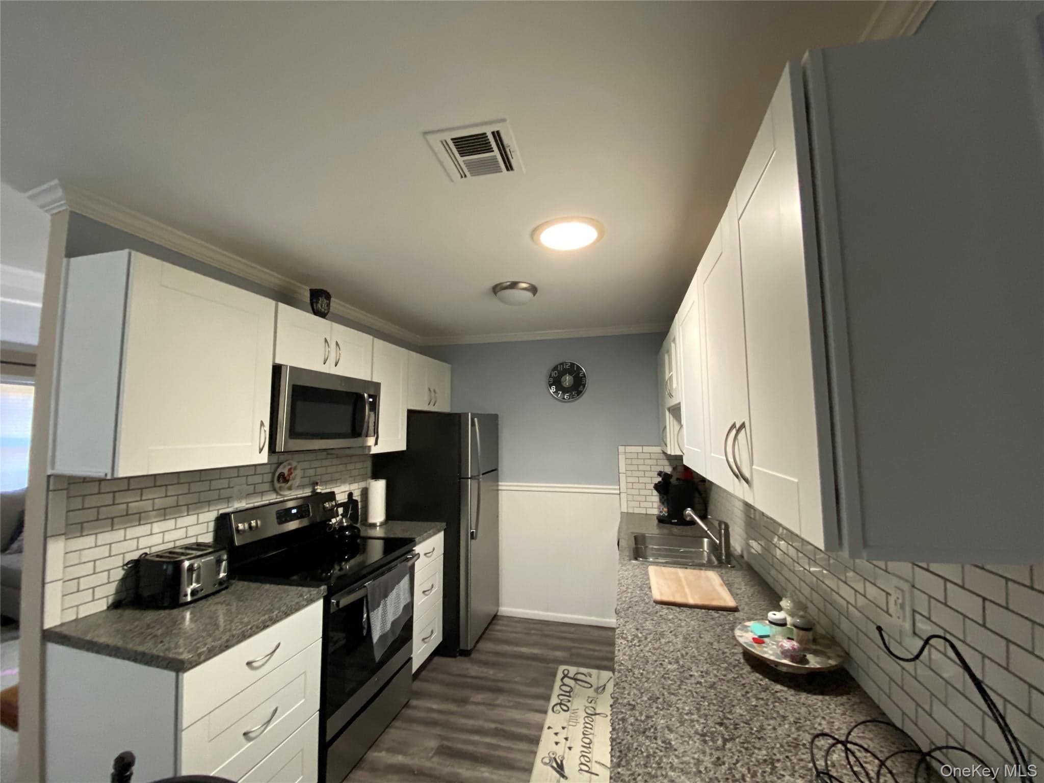 274 Berwick Court Unit: A thumbnail 15