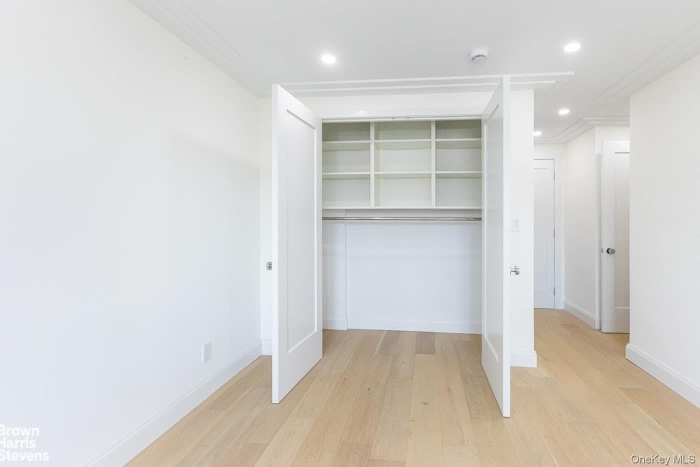 555 Kappock Street Unit: 12G thumbnail 9