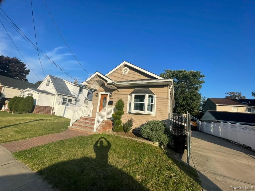 353 Benson Avenue photo 1