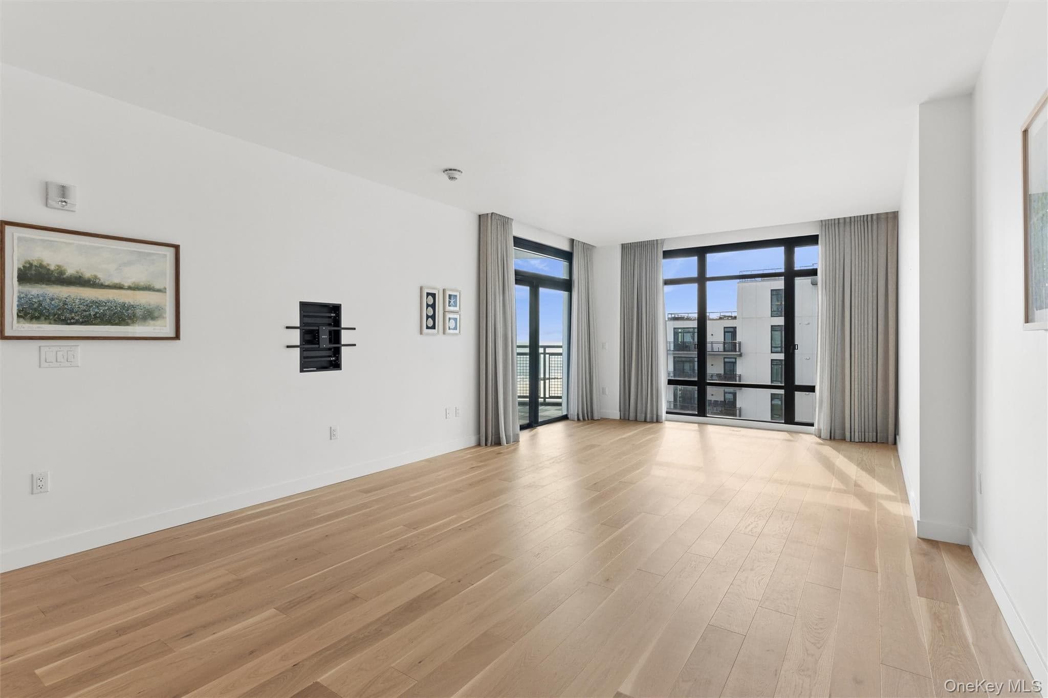 140 Boardwalk Unit: 905B thumbnail 6