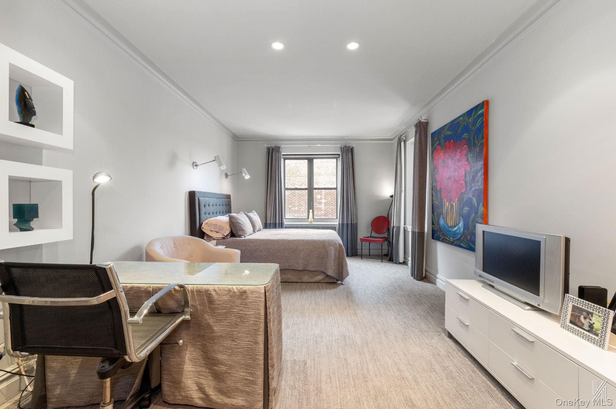 25-40 31st Avenue Unit: 6F, Astoria