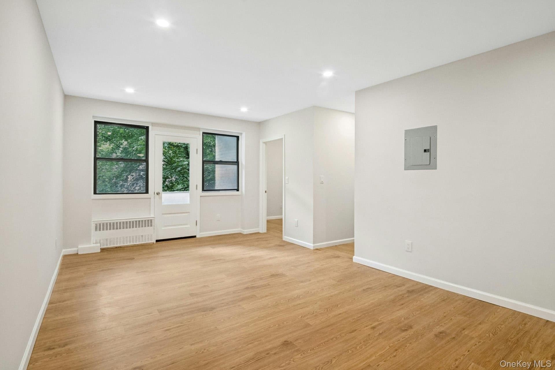 180 E Hartsdale Avenue Unit: 1F thumbnail 6