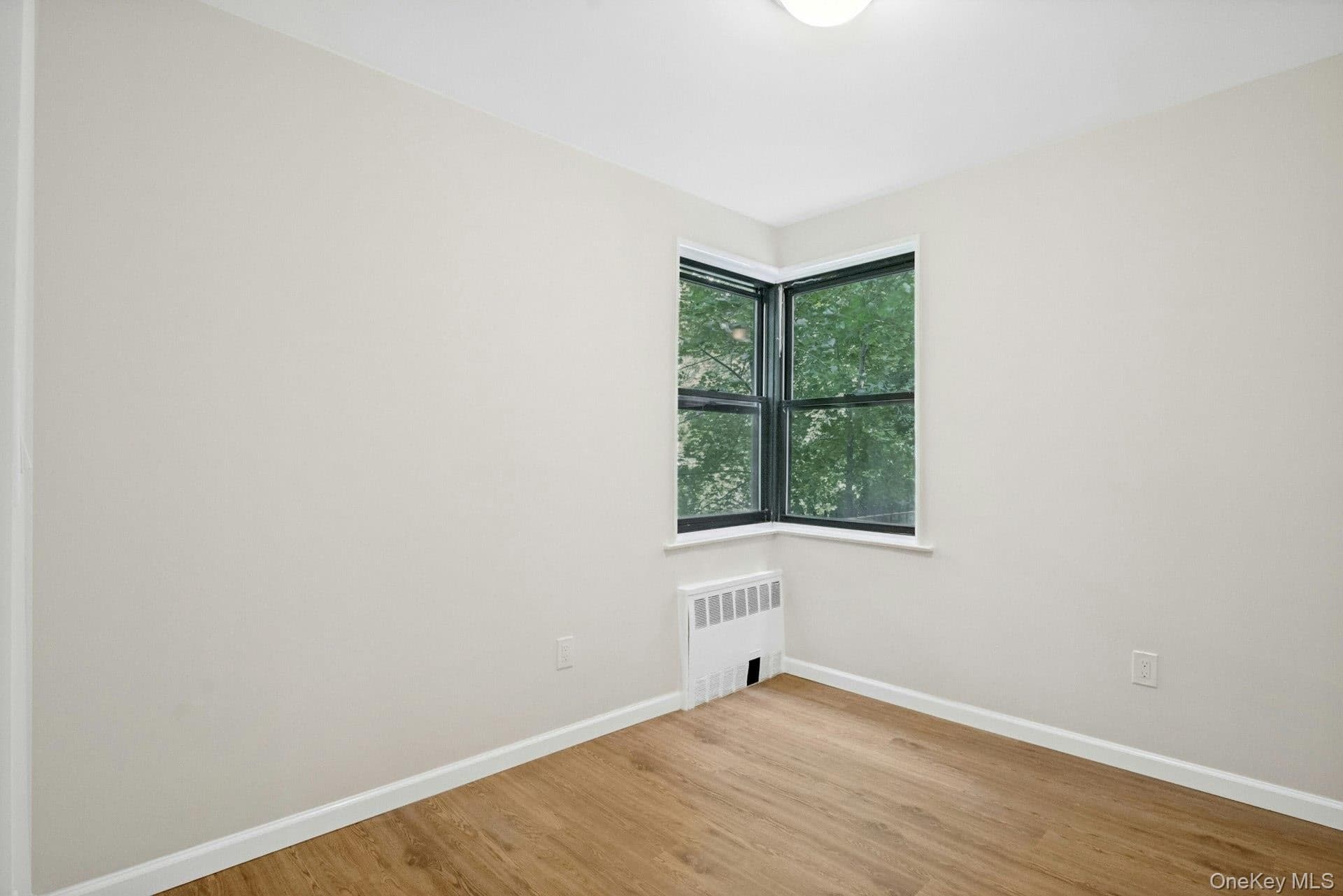 180 E Hartsdale Avenue Unit: 1F thumbnail 12