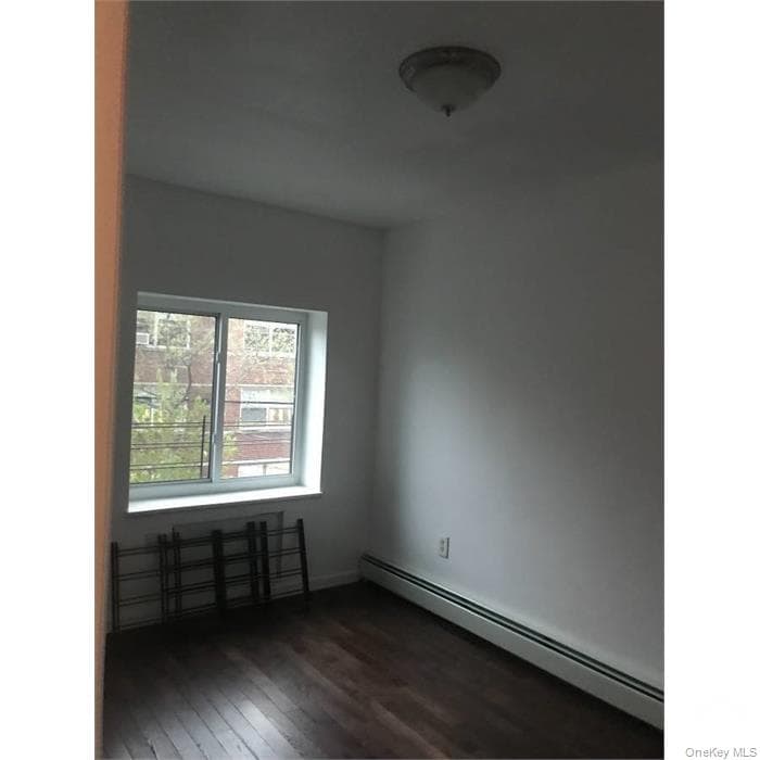 3969 Carpenter Avenue thumbnail 4