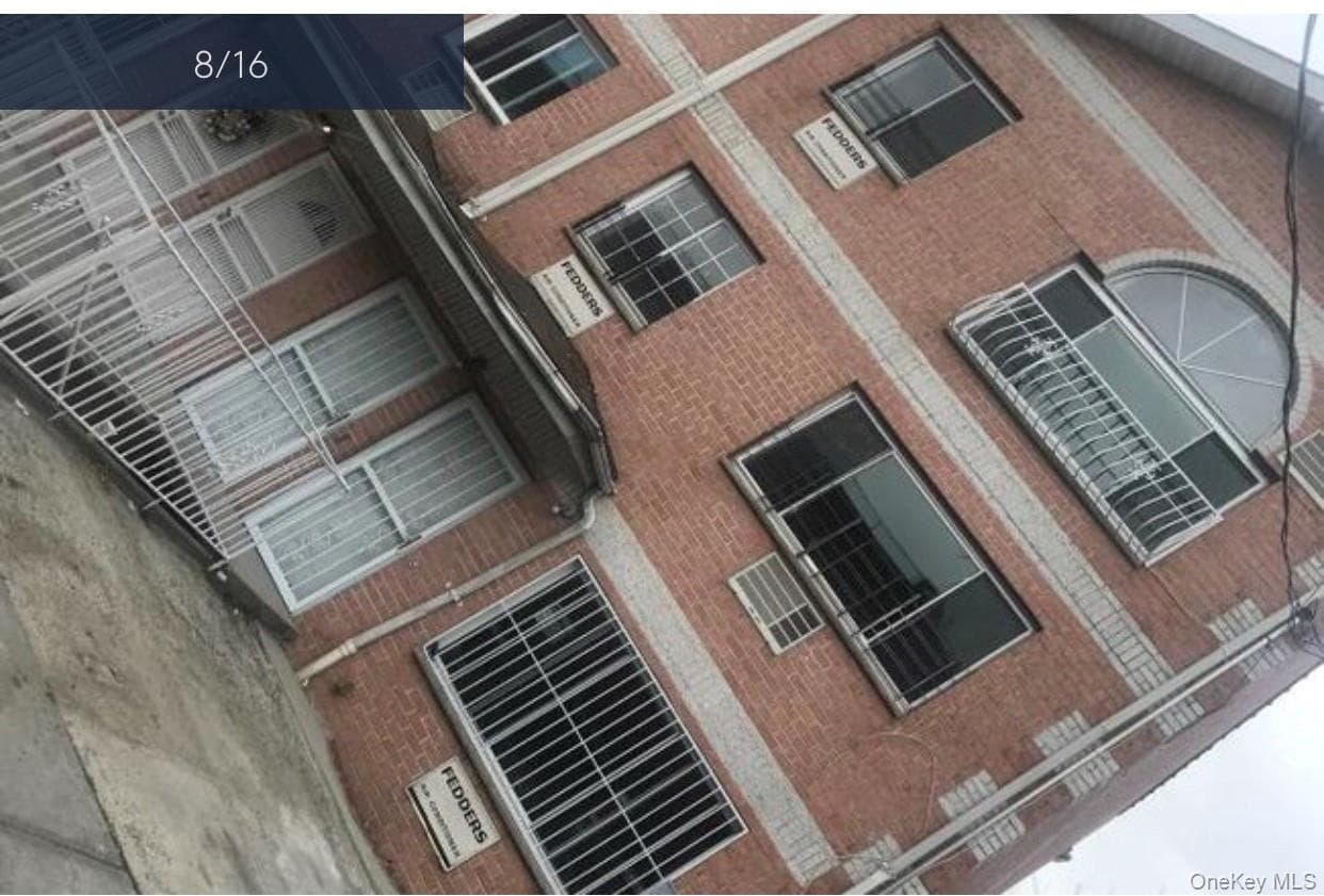 3969 Carpenter Avenue thumbnail 17