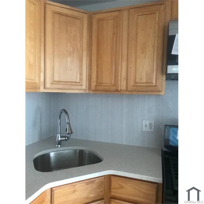 3969 Carpenter Avenue thumbnail 10
