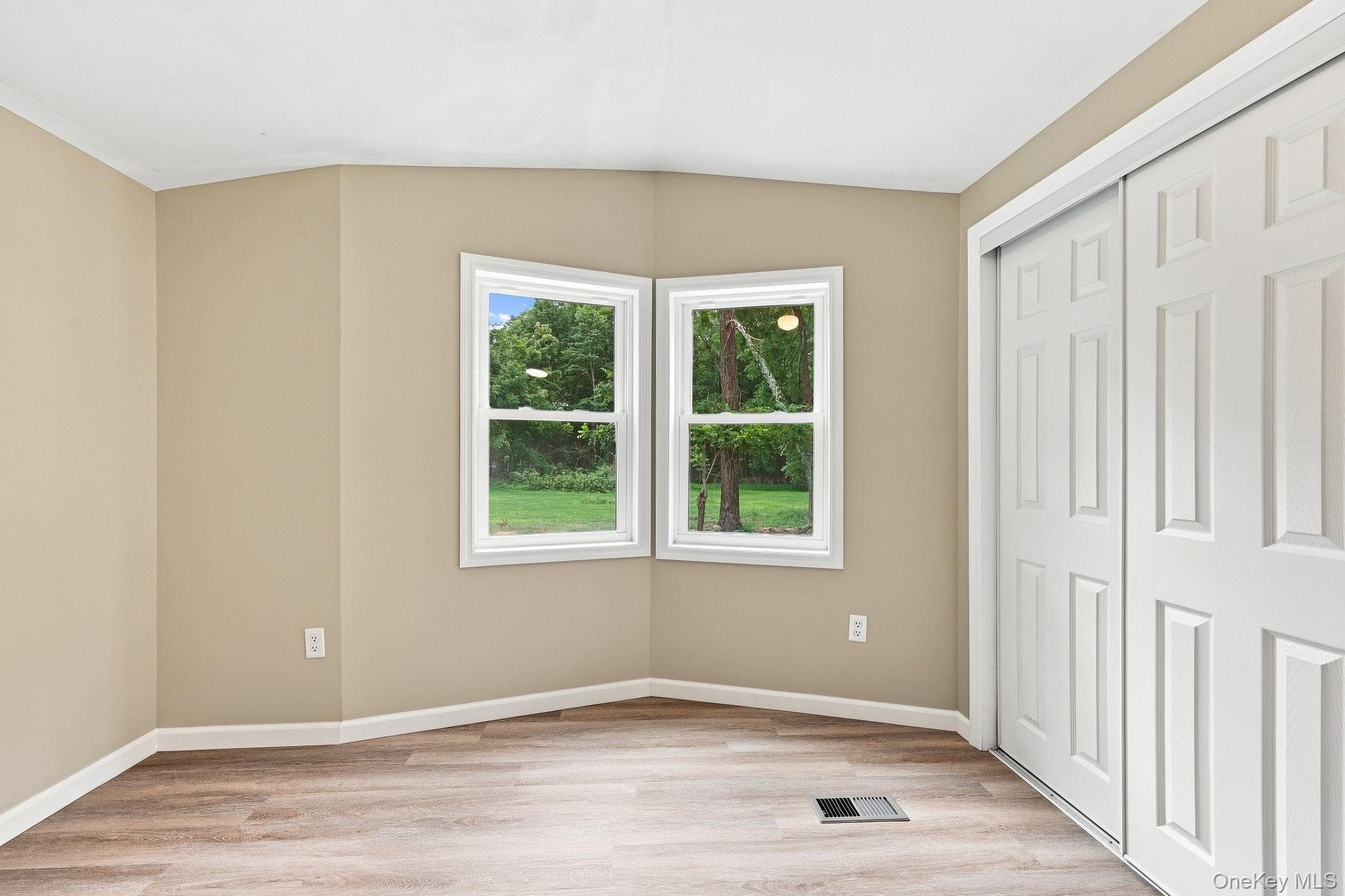 363 Mettacahonts RD Unit: 6 thumbnail 24