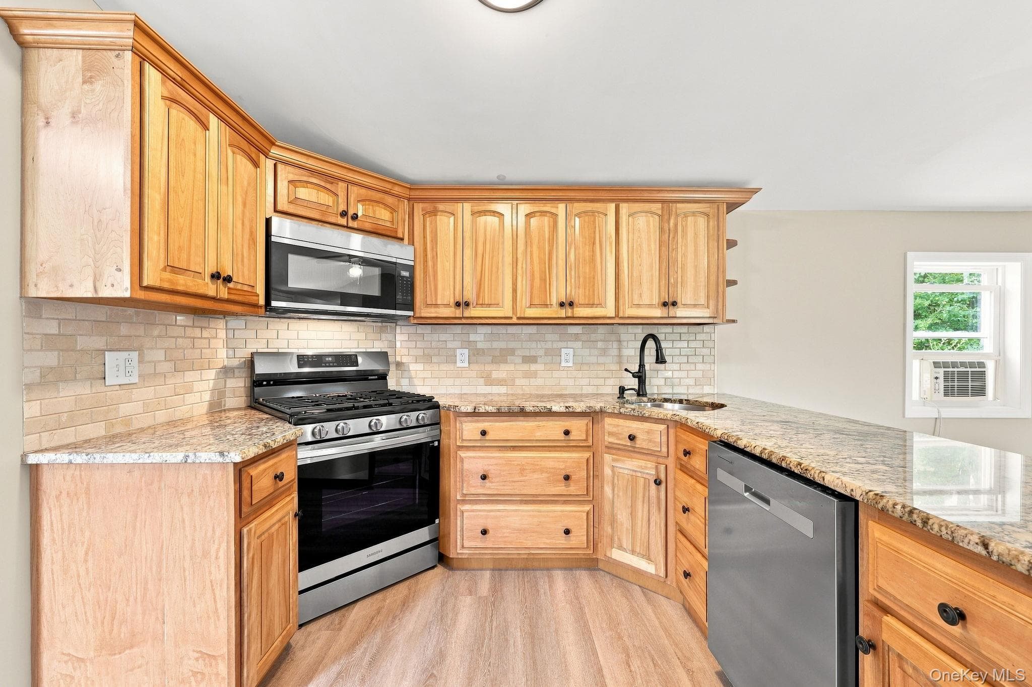 363 Mettacahonts RD Unit: 6 thumbnail 8