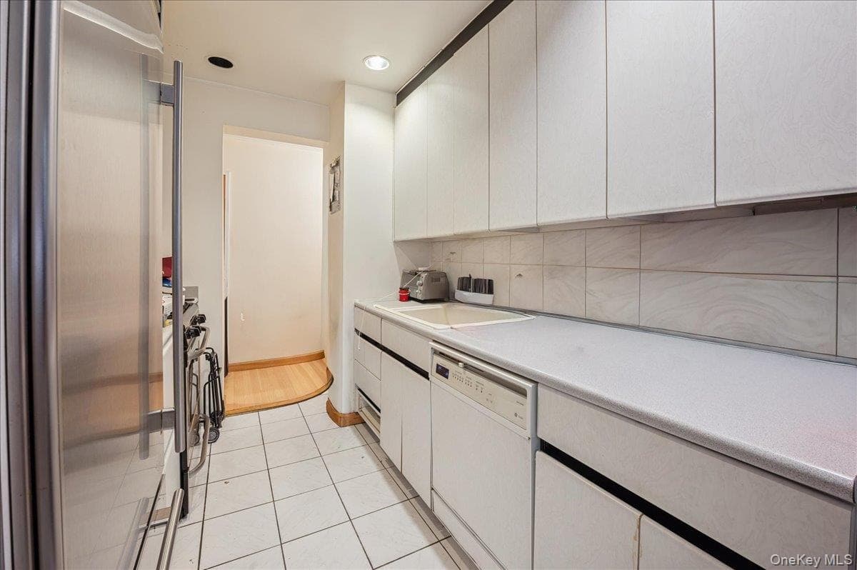 1130 Stadium Avenue Unit: 1J thumbnail 13