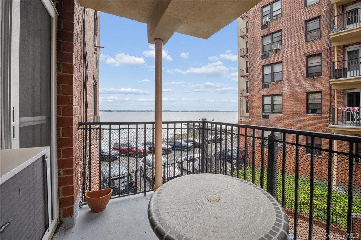1130 Stadium Avenue Unit: 1J thumbnail 14