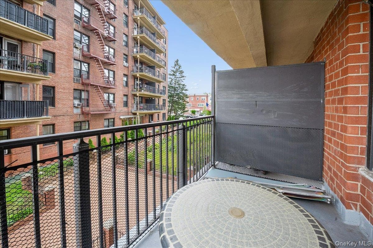 1130 Stadium Avenue Unit: 1J thumbnail 15
