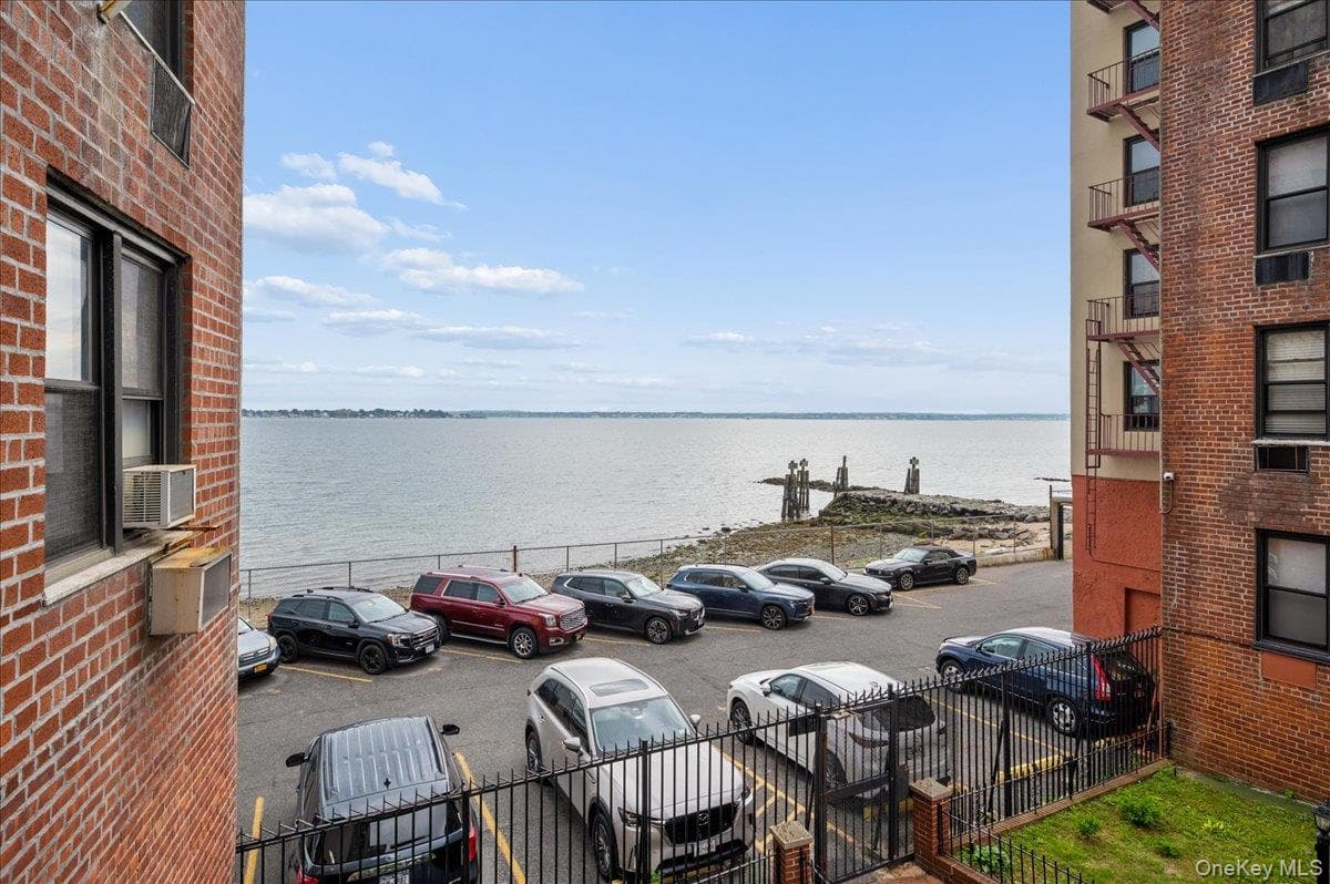 1130 Stadium Avenue Unit: 1J thumbnail 16