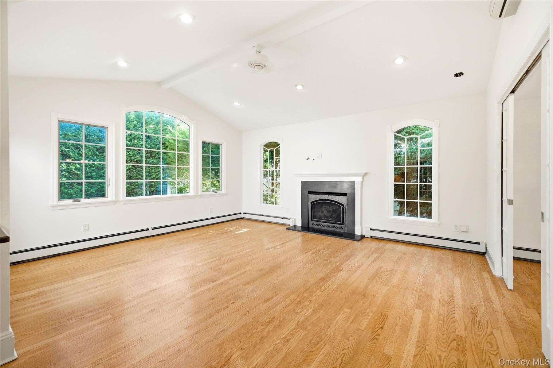404 Cornwell Avenue thumbnail 16