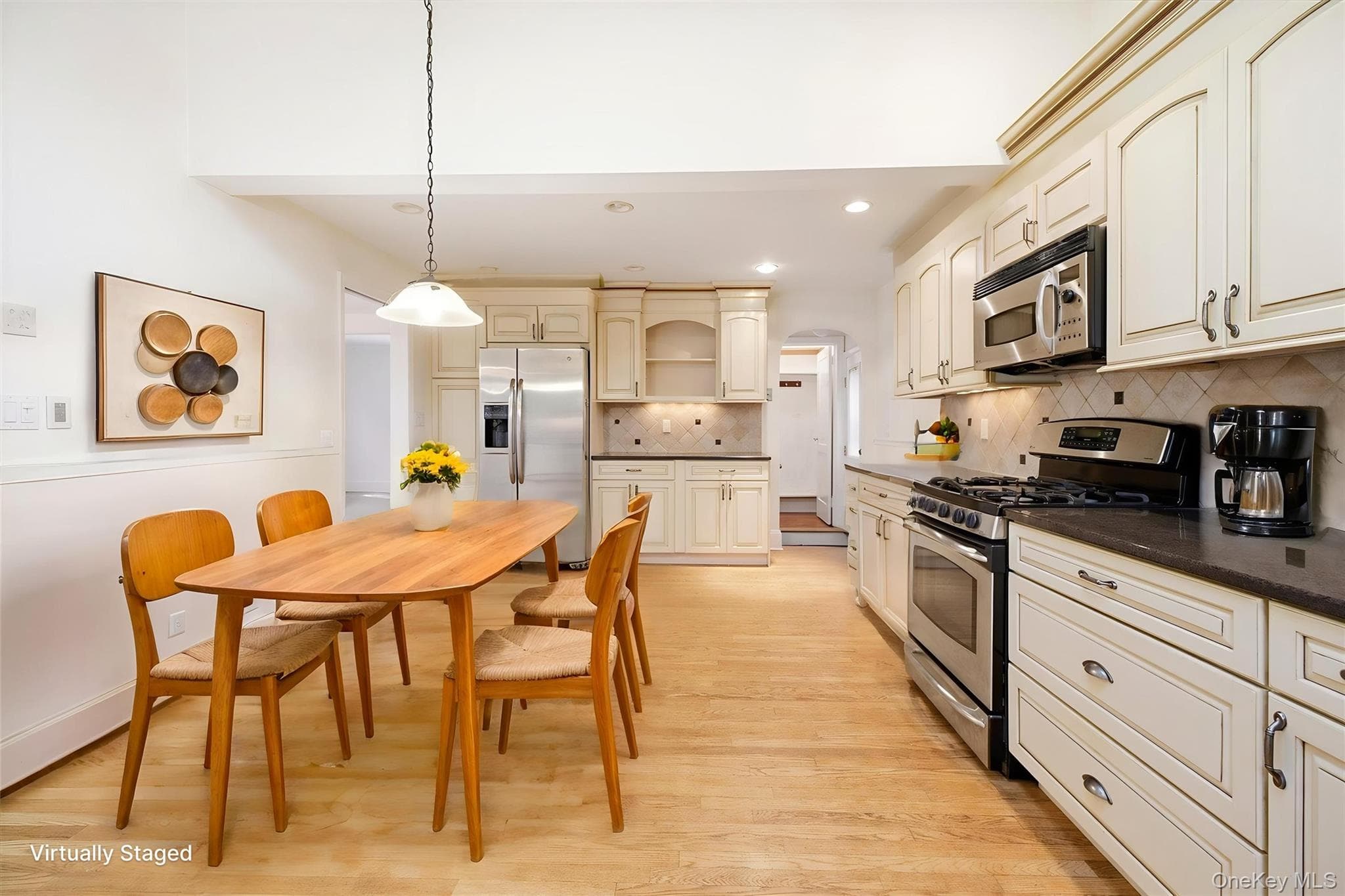 404 Cornwell Avenue thumbnail 15
