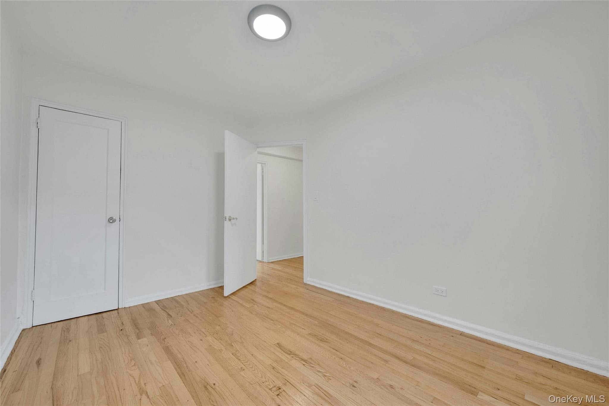 5610 Netherland Avenue Unit: 1G thumbnail 15