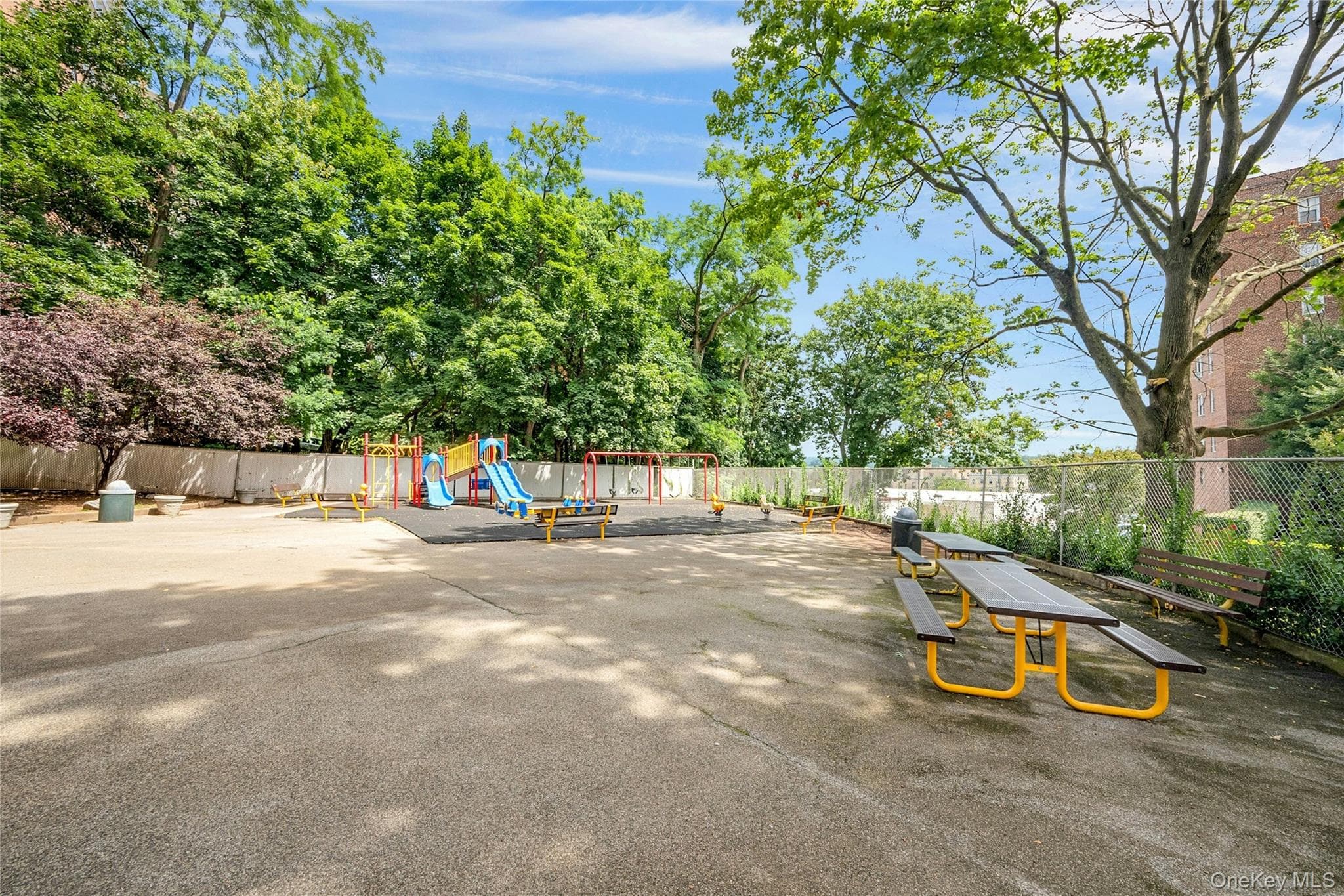 5610 Netherland Avenue Unit: 1G thumbnail 35
