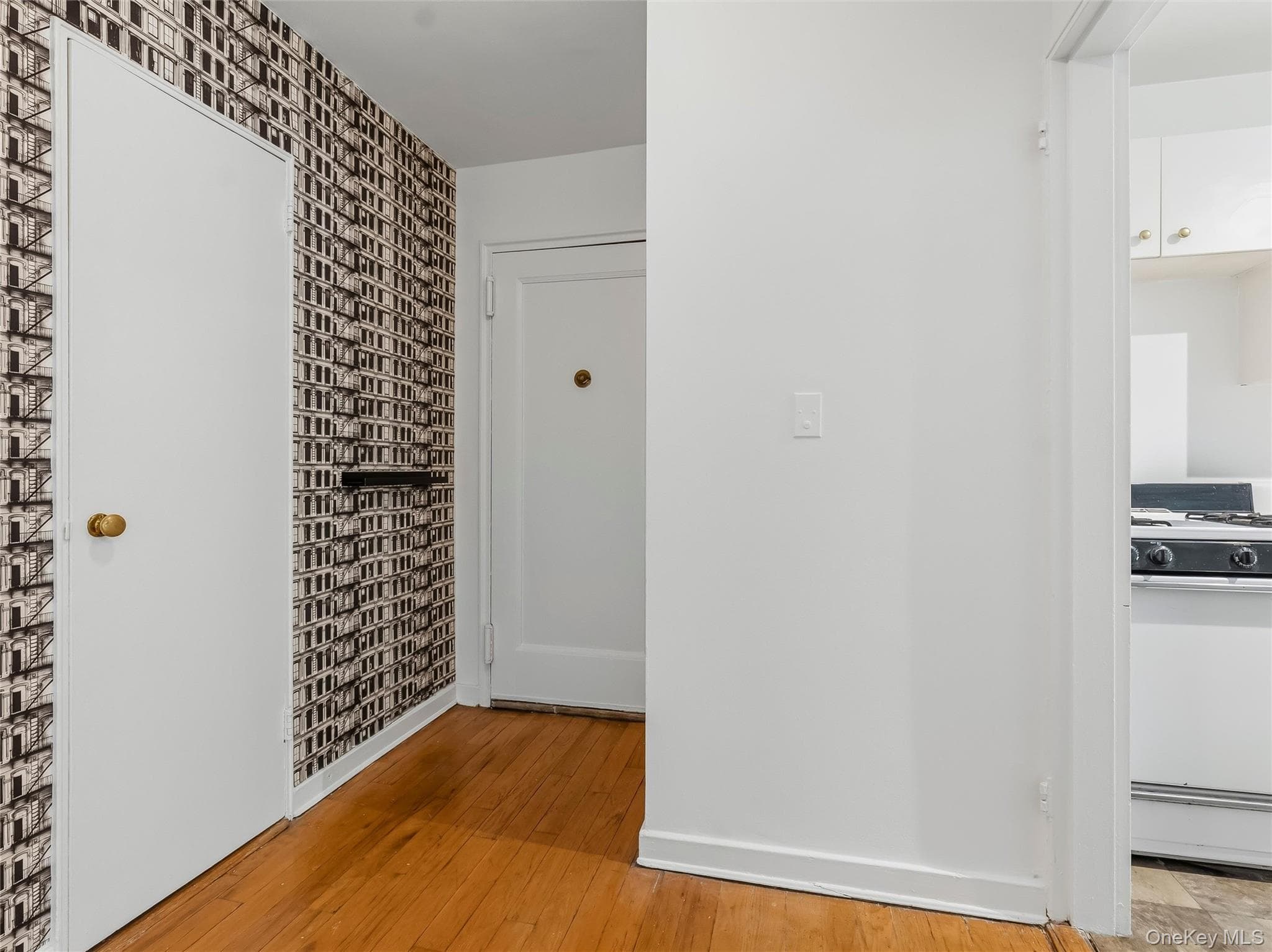 751 N Broadway Unit: 3C thumbnail 3