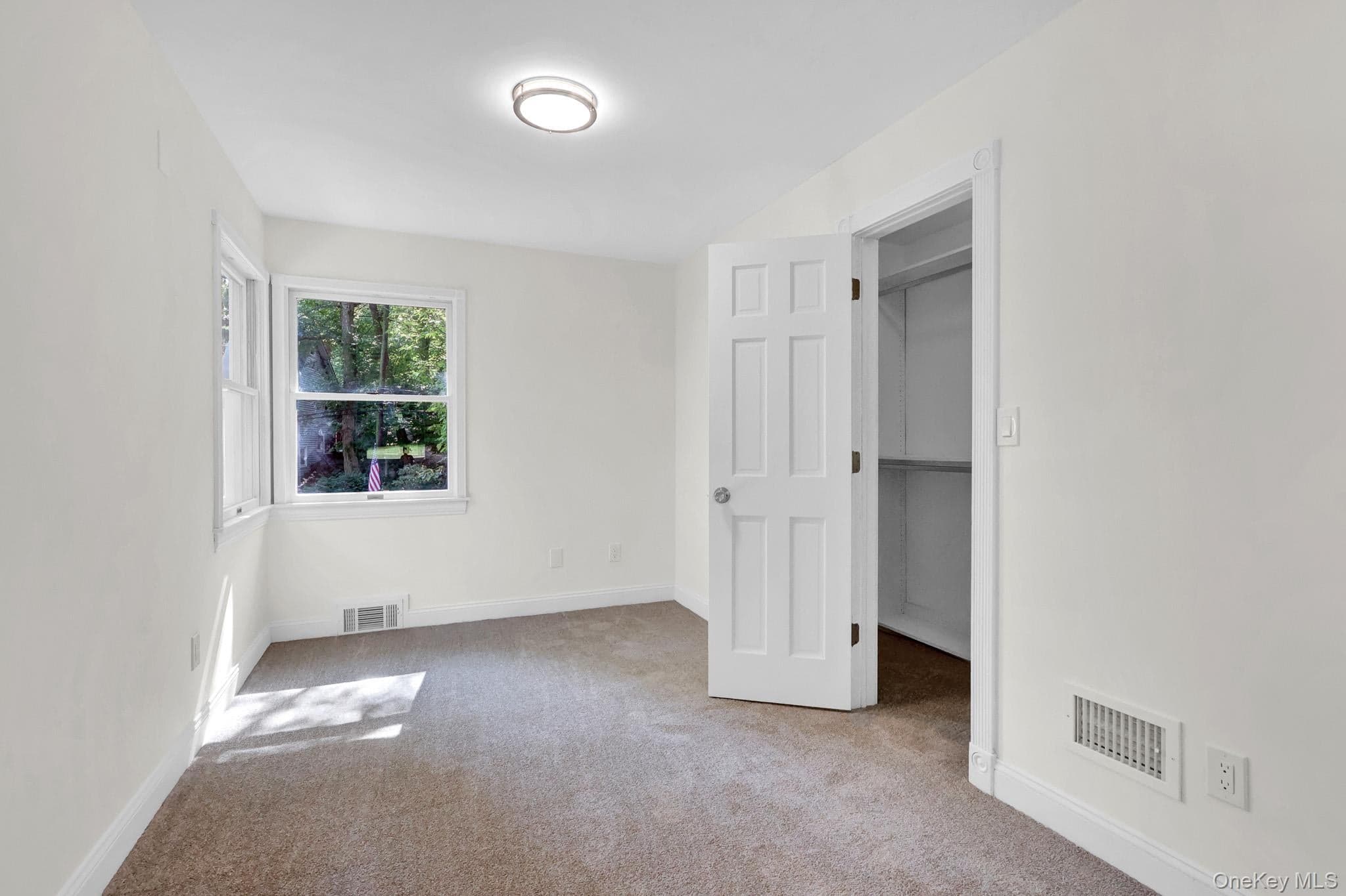 66 Washington Street thumbnail 19