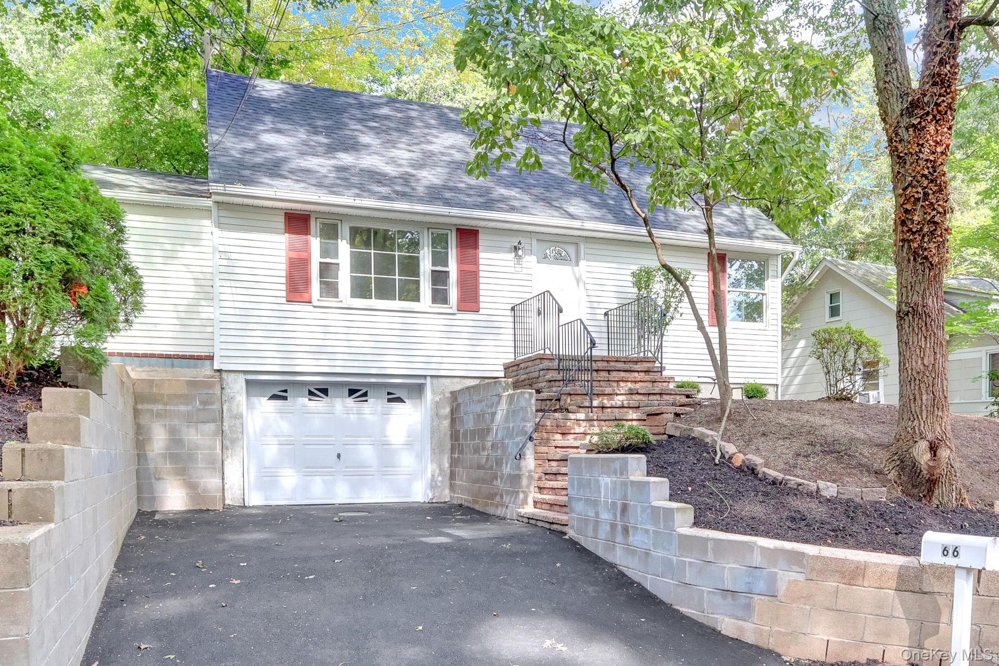 66 Washington Street, Setauket