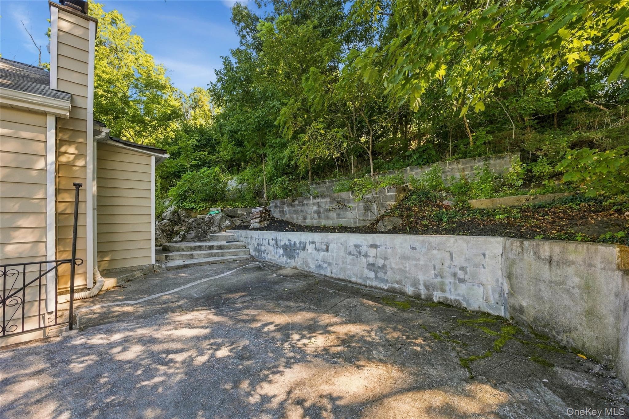 12 Montrose Drive thumbnail 28