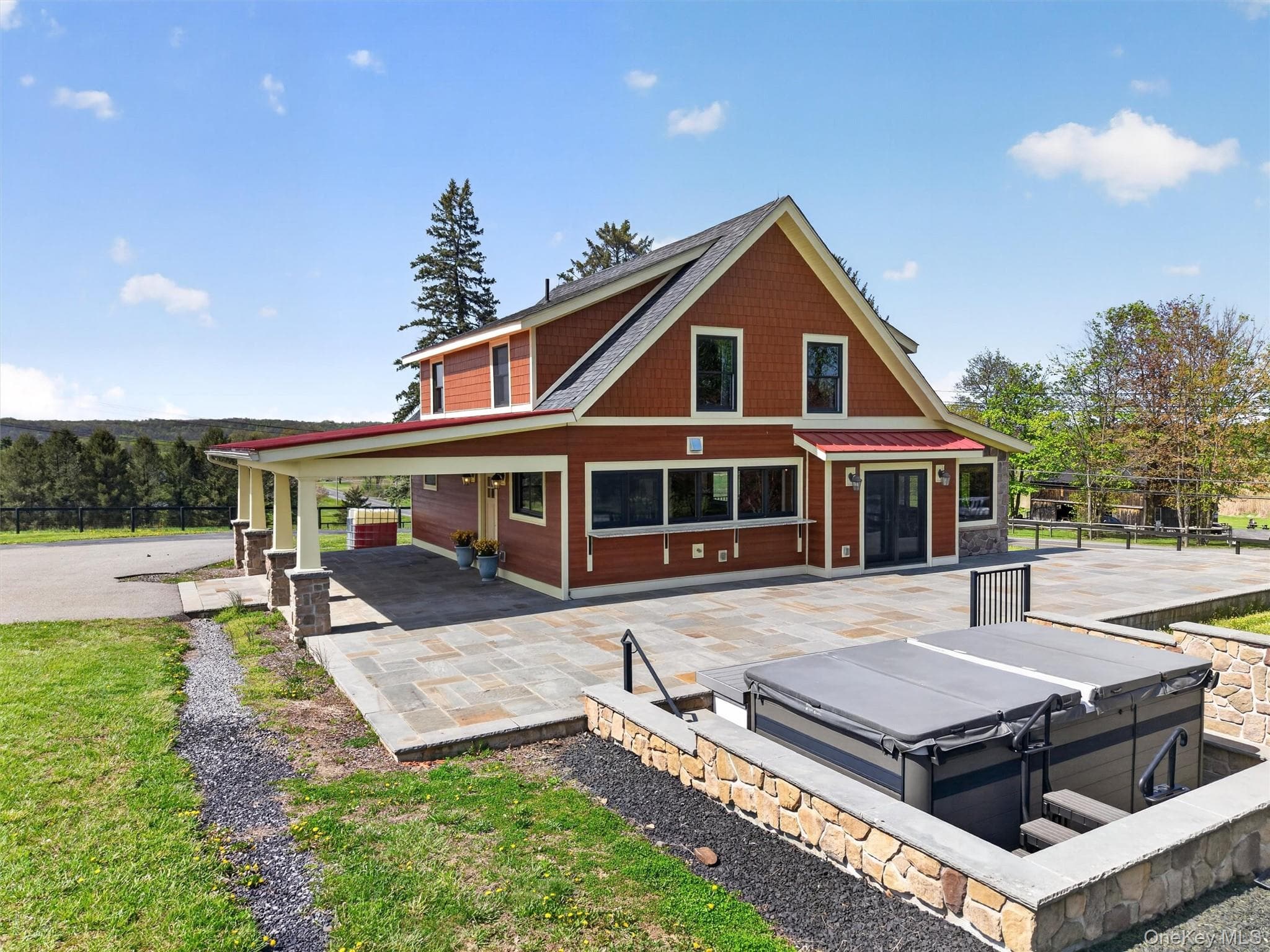 285 Maple Avenue thumbnail 7