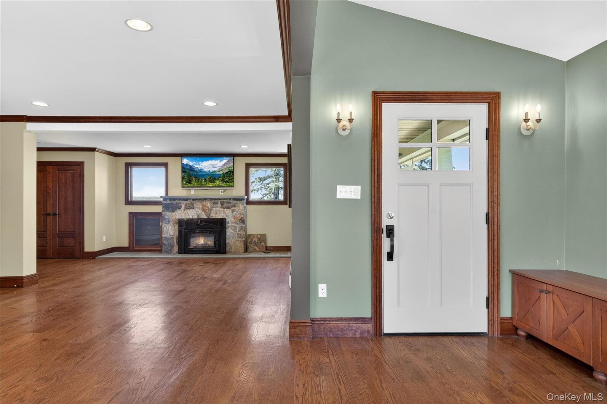 285 Maple Avenue thumbnail 16