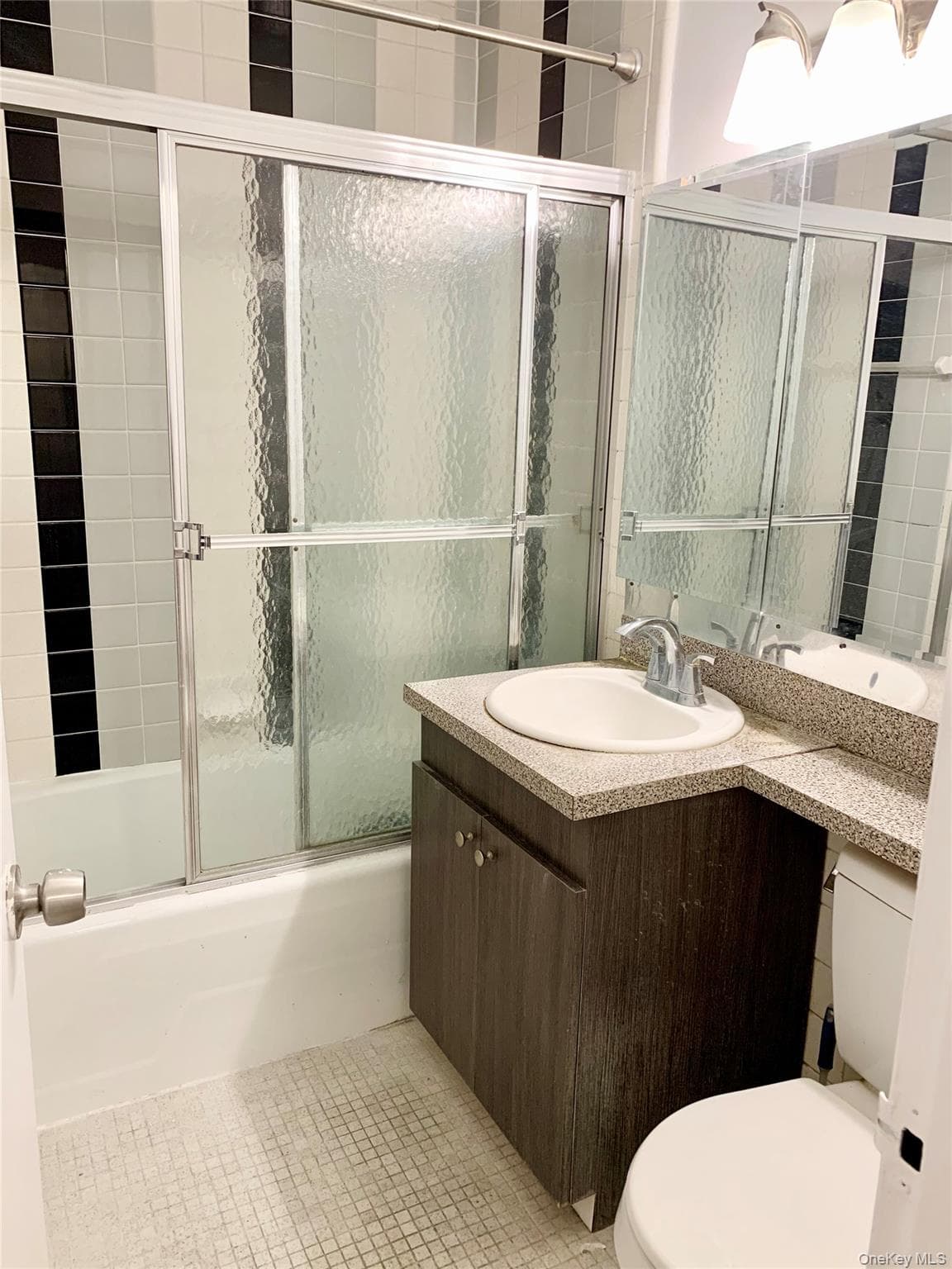 17-85 215 Street St Unit: 1R thumbnail 10
