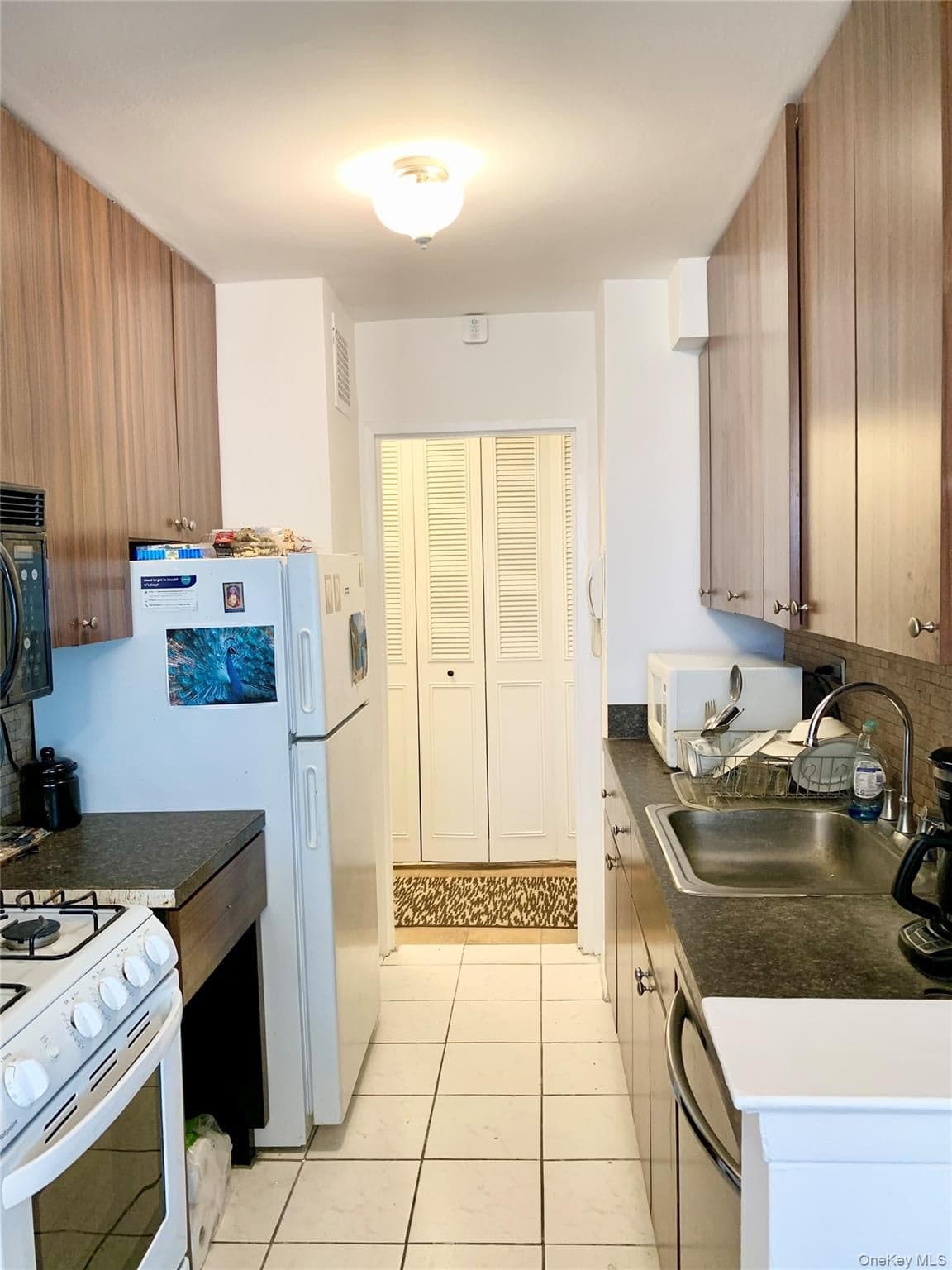 17-85 215 Street St Unit: 1R thumbnail 5