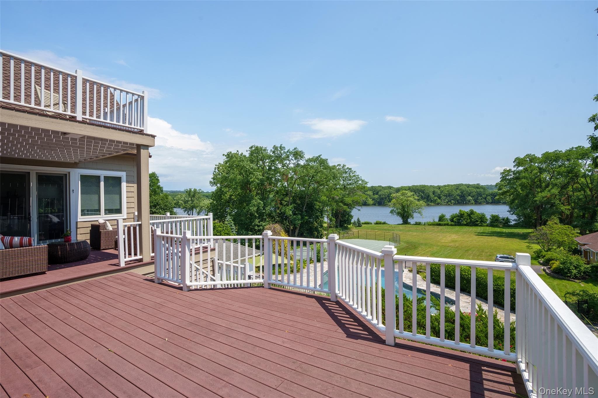 248 Van Wies Point Road thumbnail 8