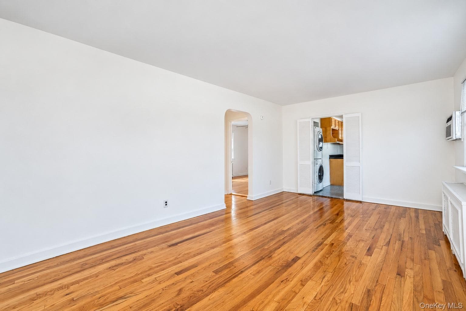 260-13 74th Avenue Unit: 1 thumbnail 2