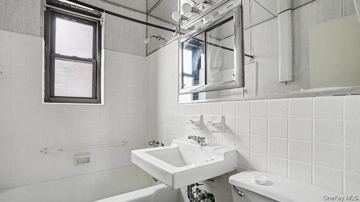 18-75 Corporal Kennedy Street Unit: 4A thumbnail 22