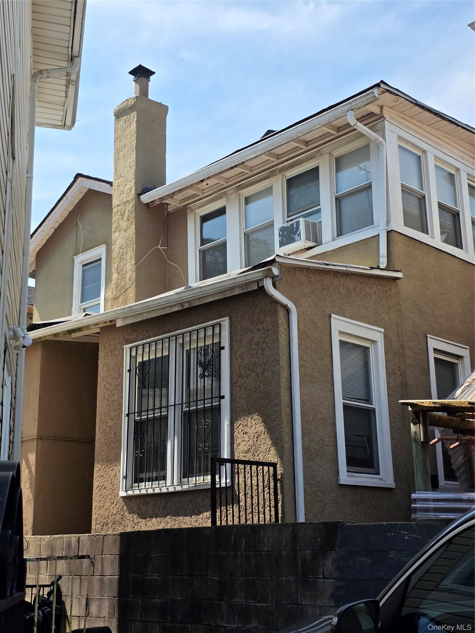 1018 Ocean View Avenue thumbnail 3