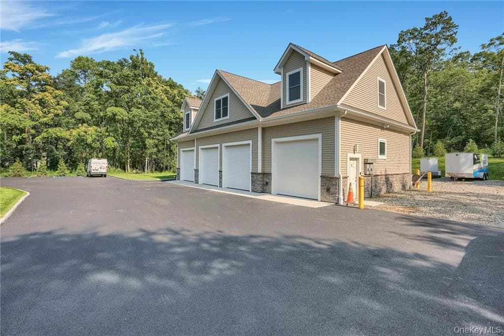 20 Mac Farlane Rd. RD thumbnail 33
