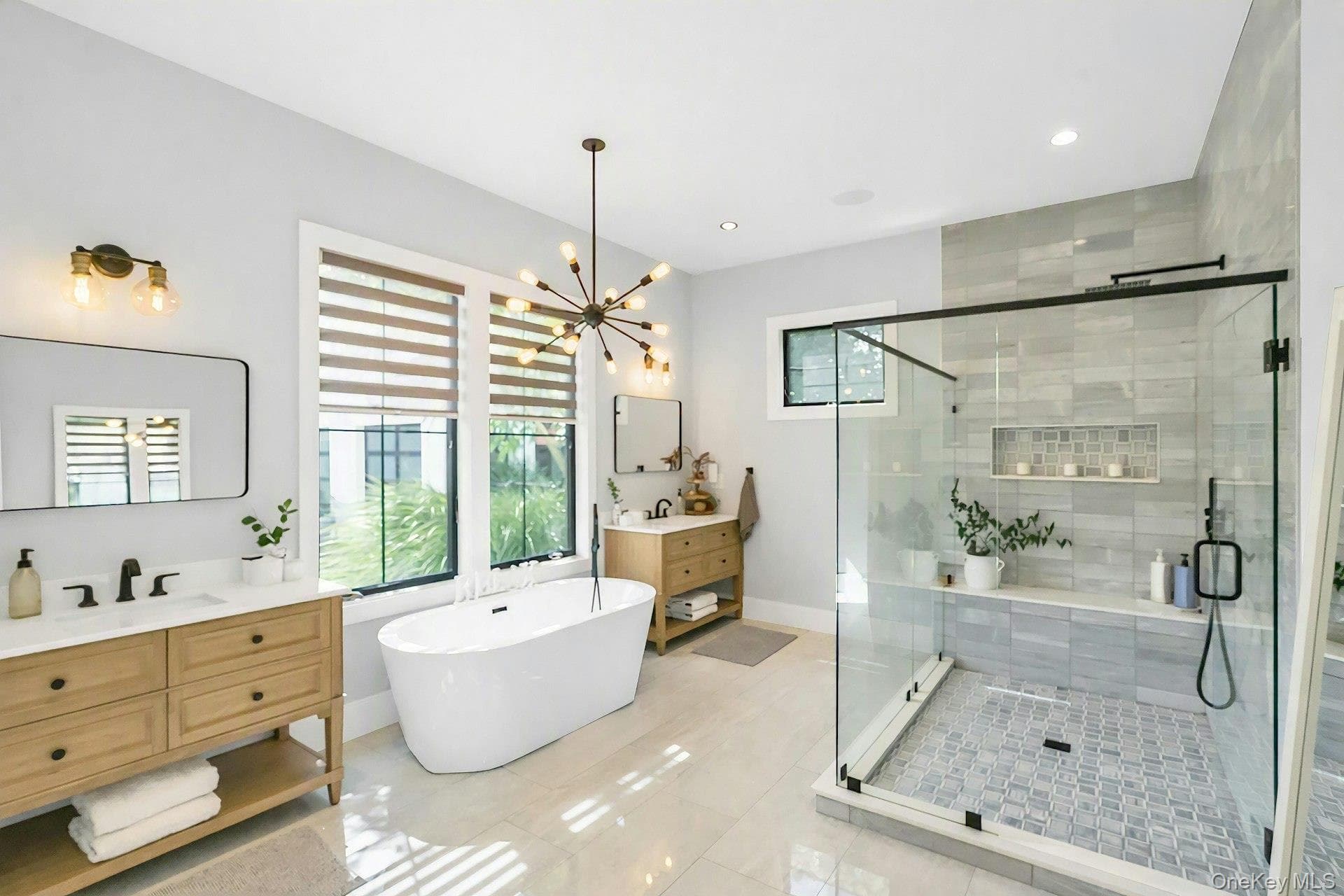 712 Hubbard Avenue thumbnail 20
